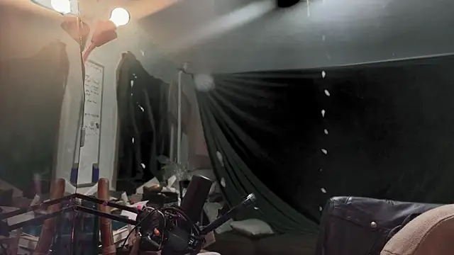 MasterDaddyCool live sex cam