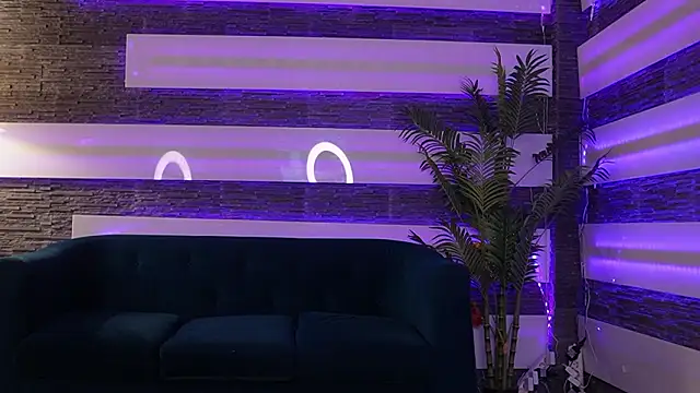 ItsIvyLicious_'s cam snapshot