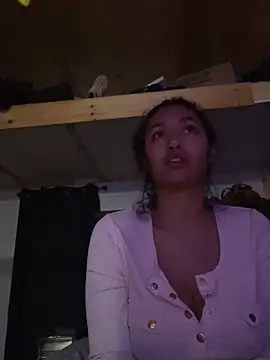 QueenNefertiti's cam snapshot