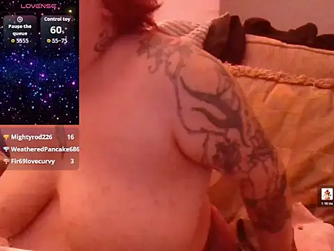 SPICYMISFIT's cam snapshot