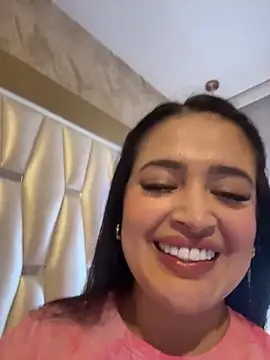 Sara_fun's cam snapshot