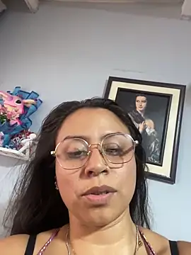 Rouus14 live sex cam