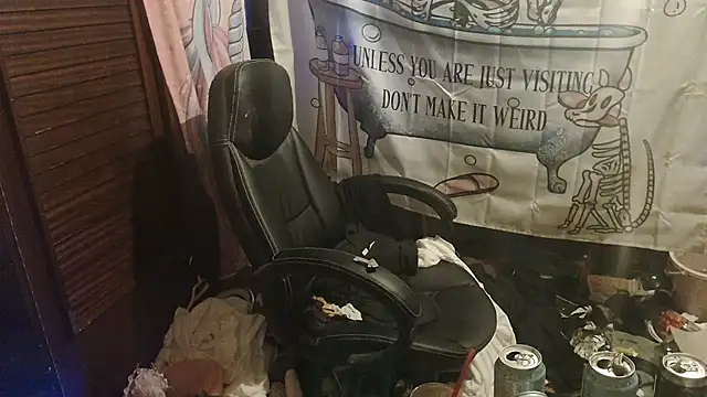 Ombeline1 live sex cam