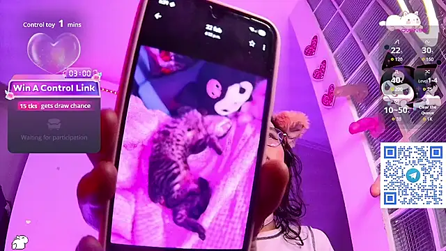 Sweet-SharoKitty live sex cam