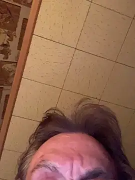 Tonybaloney1972 live sex cam