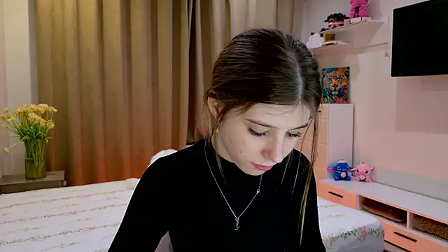 Bella_amory live sex cam