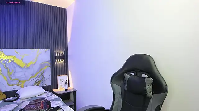 SantiagoRusso18 live sex cam