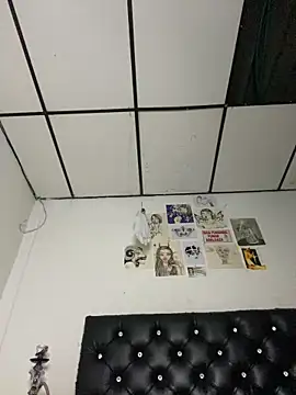 VenusDeMilo_55's cam snapshot