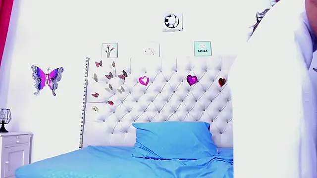 celena_wonder's cam snapshot