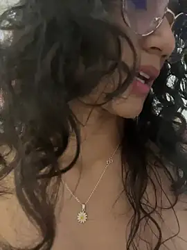 KaitlynLoveCam live sex cam