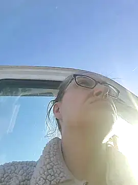 Sunflower0025's cam snapshot