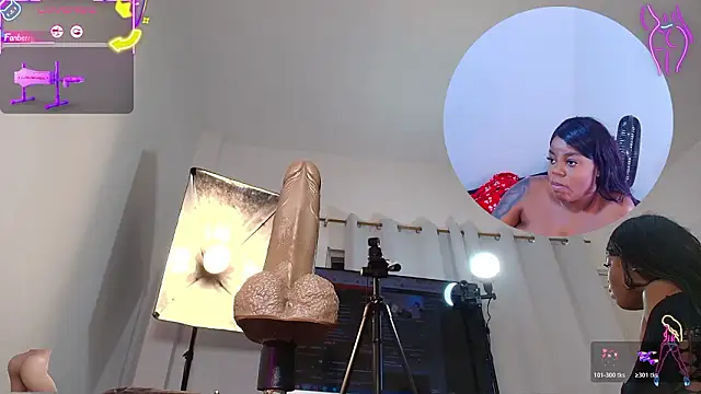 mia-brit's cam snapshot