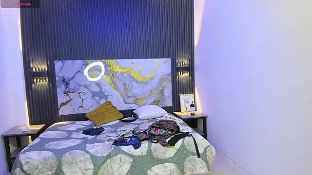 SantiagoRusso18 live sex cam