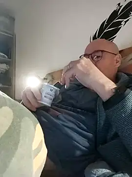 bogland33 live sex cam