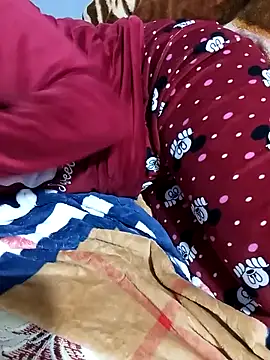 Rouzalinda_1's cam snapshot