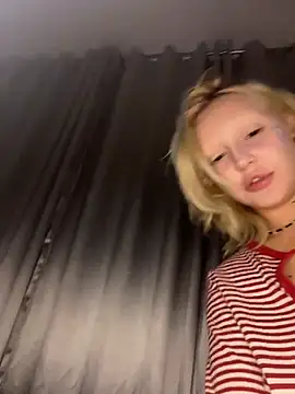 urlittlebaby666 live sex cam