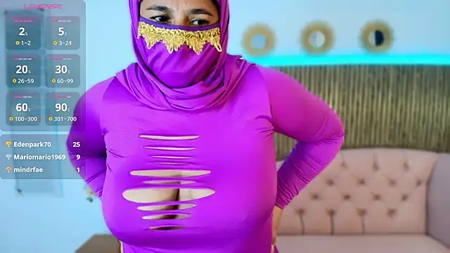 Nadia_Privee's cam snapshot