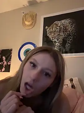 hyperafterdark's cam snapshot