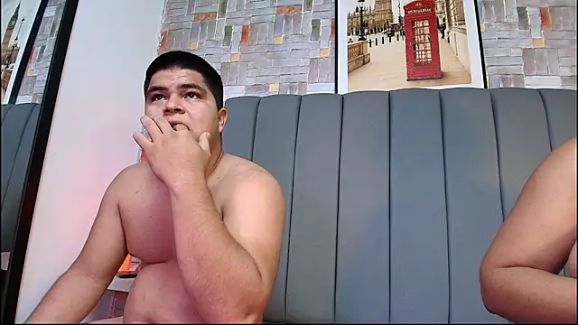 naomi_campbel_ live sex cam