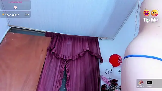 LINDSEY_HOT1 live sex cam