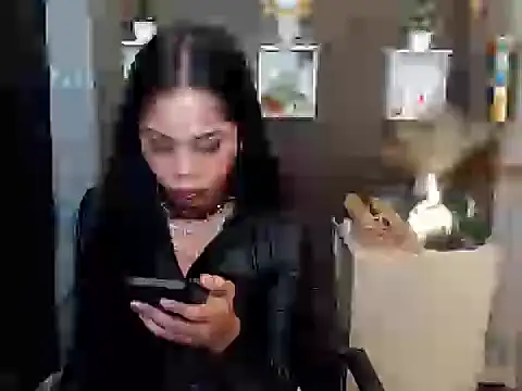 Exotic_Venuzx live sex cam