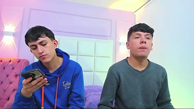 hoot_booys_ live sex cam