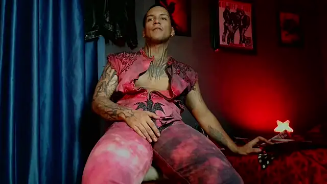 Leonnardo_Jaramillo live sex cam