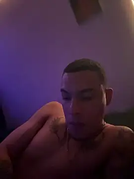 AlphaMasterXxx live sex cam