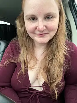 GingerSnap33 live sex cam