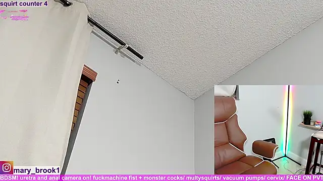 MaryBrook1 live sex cam