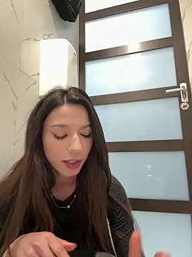 -_MiaQueen_- live sex cam