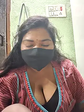 Liyaa_24's cam snapshot