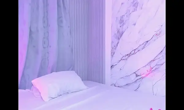 RaiderandRoxie1's cam snapshot