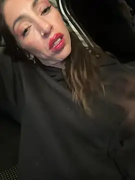 Amani_thewolf live sex cam