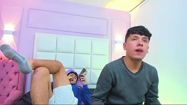 hoot_booys_ live sex cam