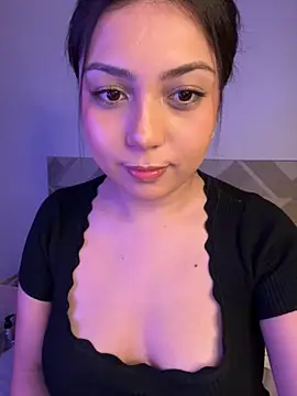 Maii_chan live sex cam