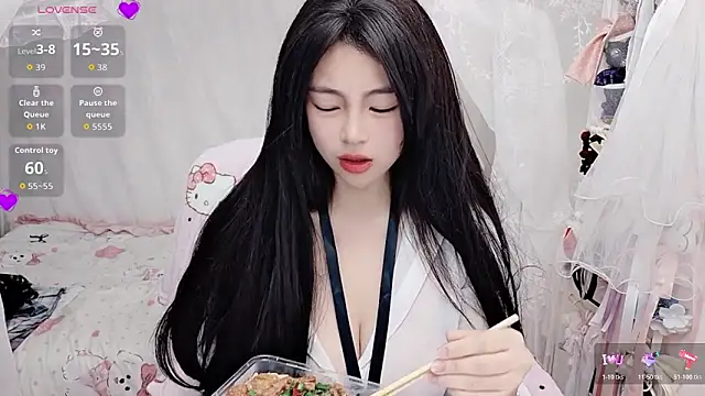 9aunatiis live sex cam