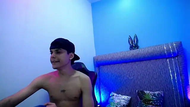 dilan_hott_'s cam snapshot