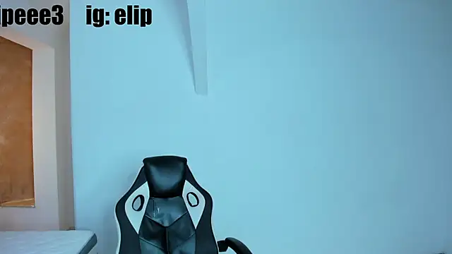 CONNOR_STONNE_'s cam snapshot