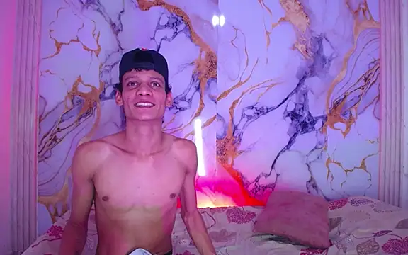 Pleasure_boys_hot's cam snapshot