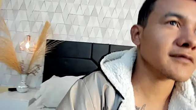 TylerGandi's cam snapshot