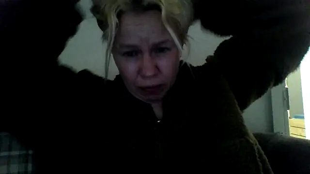 jennyblondeuk's cam snapshot