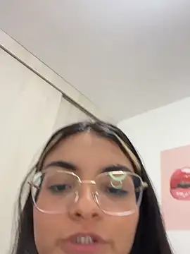 Cat2525 live sex cam