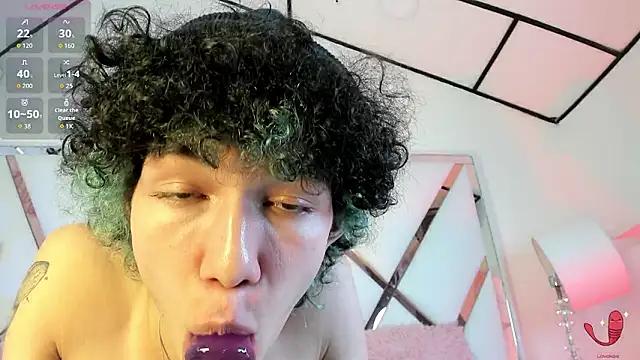 thanier_18's cam snapshot