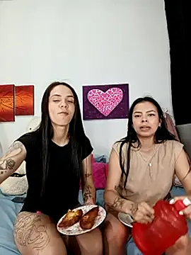 ASHLEY_SUNNY2's cam snapshot