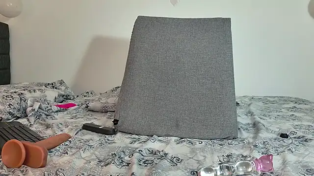 cutehanna1 live sex cam