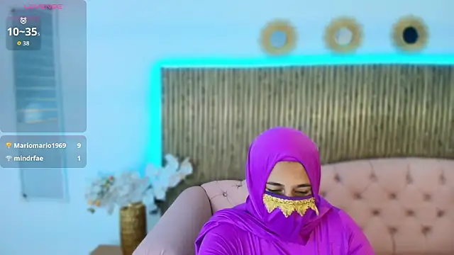 Nadia_Privee's cam snapshot