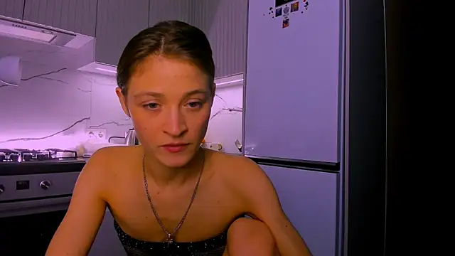 MiaPrecious's cam snapshot