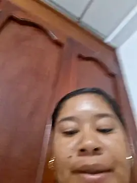 Sarahy- live sex cam