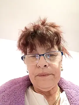 flymyrya123's cam snapshot